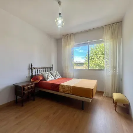 Apartment Piso Centrico Cerca De Zona De Playas 15 Minutos Coche